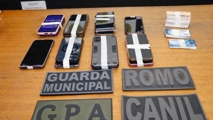 GCM detém oito pessoas acusadas de extorsão em Suzano