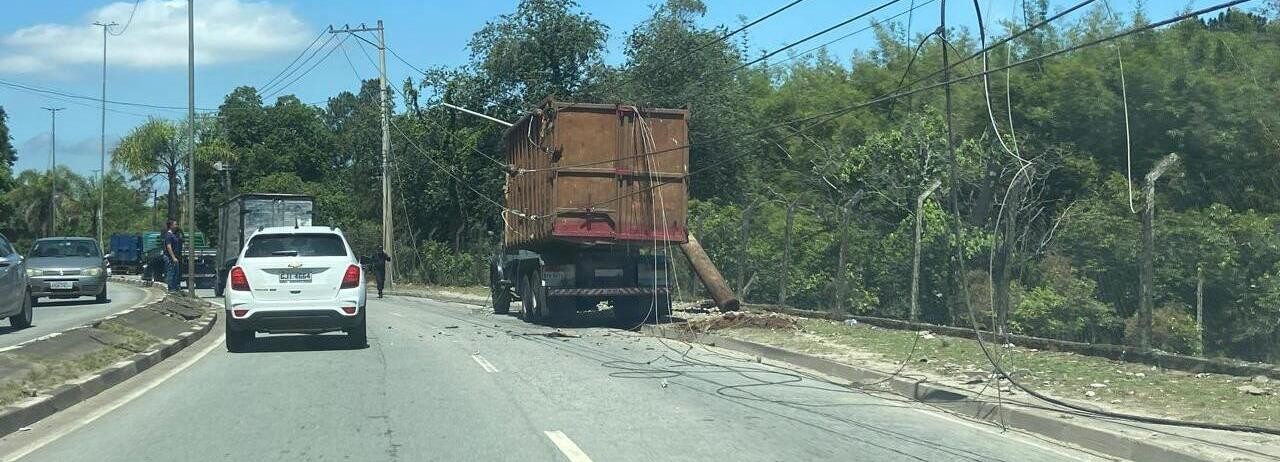 Acidentes prejudicam trânsito em  Mogi das Cruzes