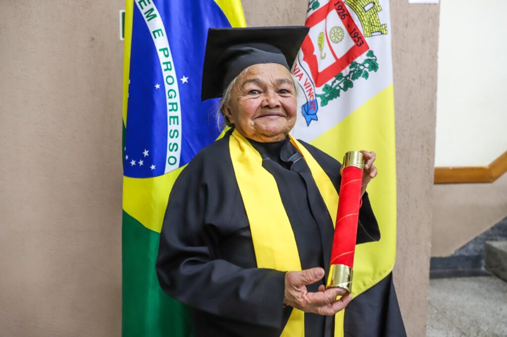 Ferraz de Vasconcelos está com matrículas abertas para EJA