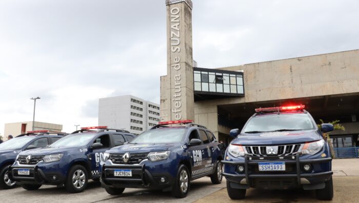 Prefeito acompanha apresentação de 12 novas viaturas para reforçar a GCM de Suzano
