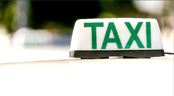 Lula sanciona medida que reduz custos e amplia direitos da categoria de taxistas