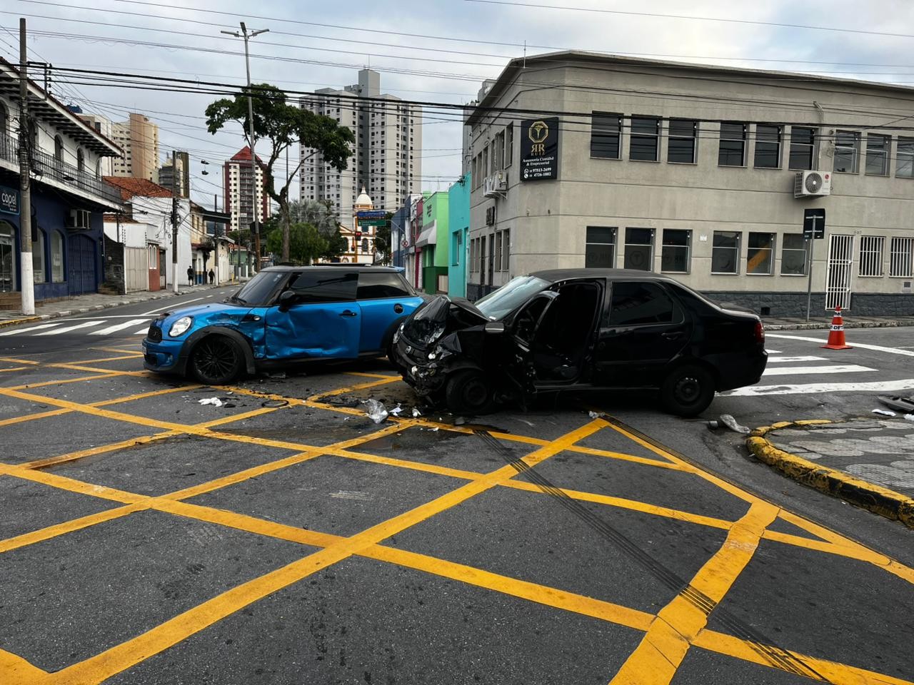 Acidente deixa sete pessoas feridas no Centro de Mogi das Cruzes