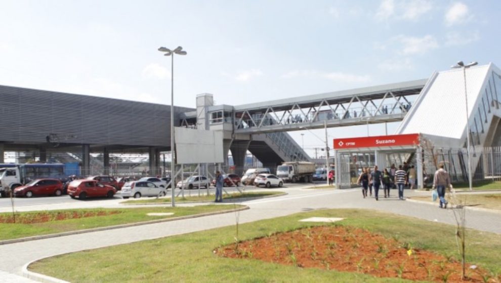 Estação Suzano da CPTM recebe doação gratuita de livros acadêmicos nesta quinta