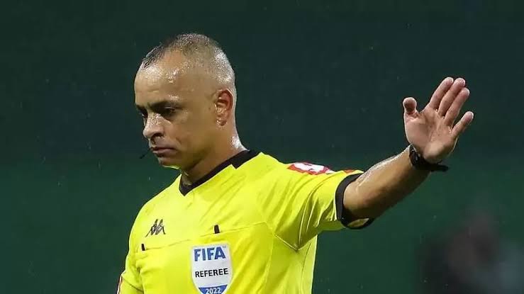 Wilton Pereira Sampaio será o árbitro do jogo de volta da final da Copa do Brasil