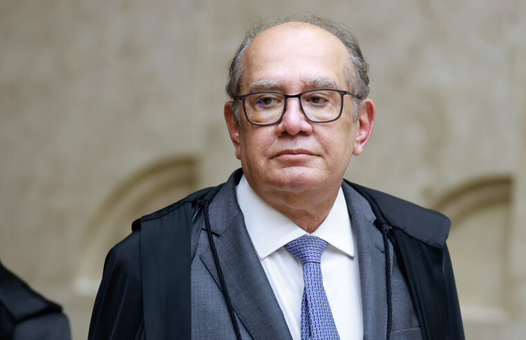 Gilmar determina que só PGR pode pedir impeachment de ministros do STF