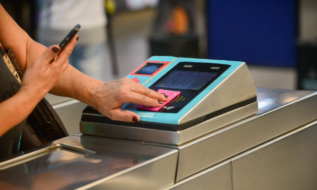 Tarifa dos trens e metrô de SP terá aumento a partir de 6 de janeiro