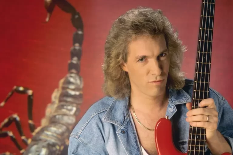 Morre Francis Buchholz, ex-baixista do Scorpions, aos 71 anos