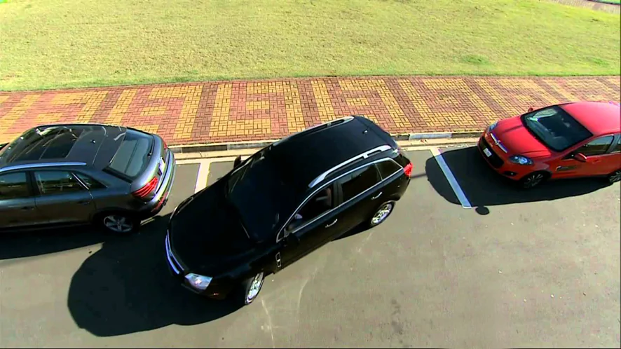 Detran-SP moderniza exame de CNH, autoriza carro automático e retira etapa de baliza