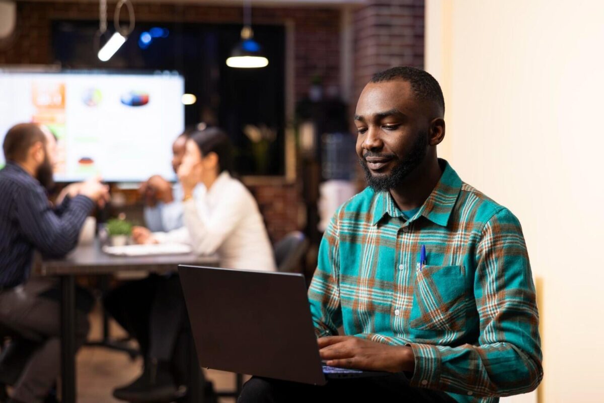 Sebrae oferece capacitação gratuita para startups lideradas por negros e pardos em Arujá e região