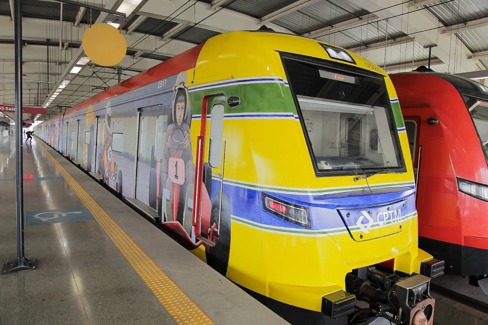 Trem temático do Ayrton Senna começa a circular na Linha 11–Coral