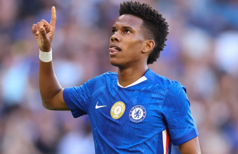 Estêvão ultrapassa Vini Jr. e vira brasileiro mais valioso do mundo