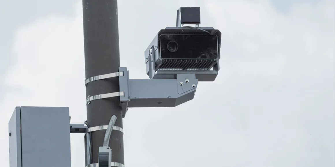 DER-SP ativa radares na Rodovia Índio Tibiriçá, em Suzano