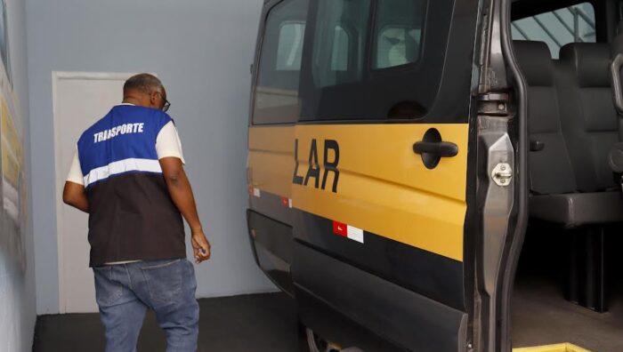 Suzano realiza vistoria em veículos escolares