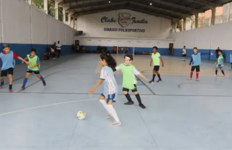Poá abre seletiva de futsal masculino para categorias de base