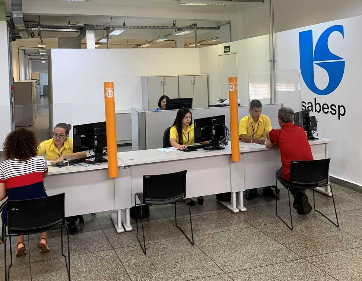 Sabesp acaba com agendamento e muda atendimento nas agências físicas