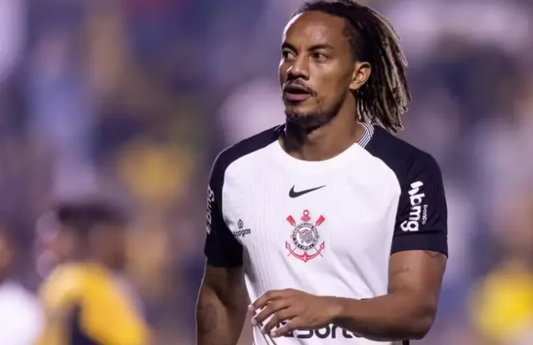 Mano Menezes convoca Carrillo do Corinthians para defender a seleção peruana