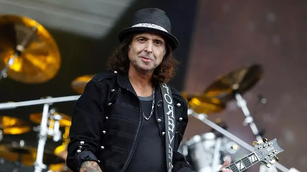 Phil Campbell, guitarrista do Motörhead, morre aos 64 anos