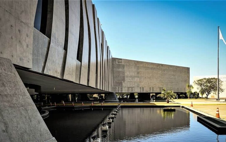 STJ autoriza envio de e-mail e SMS para notificar antes de negativação no SPC e Serasa