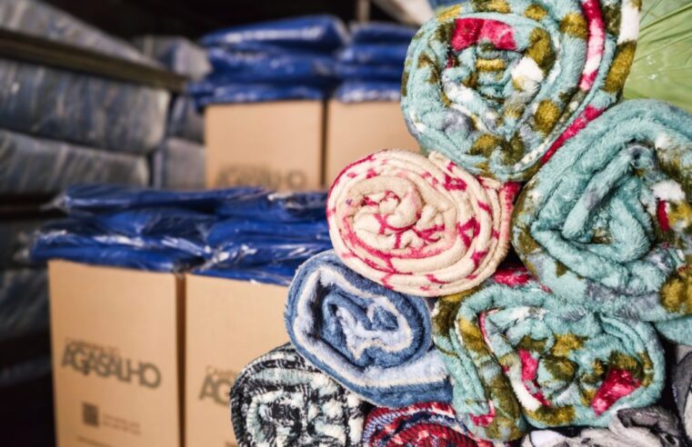 Comércios e condomínios podem ser pontos de coleta na Campanha do Agasalho SP 2026