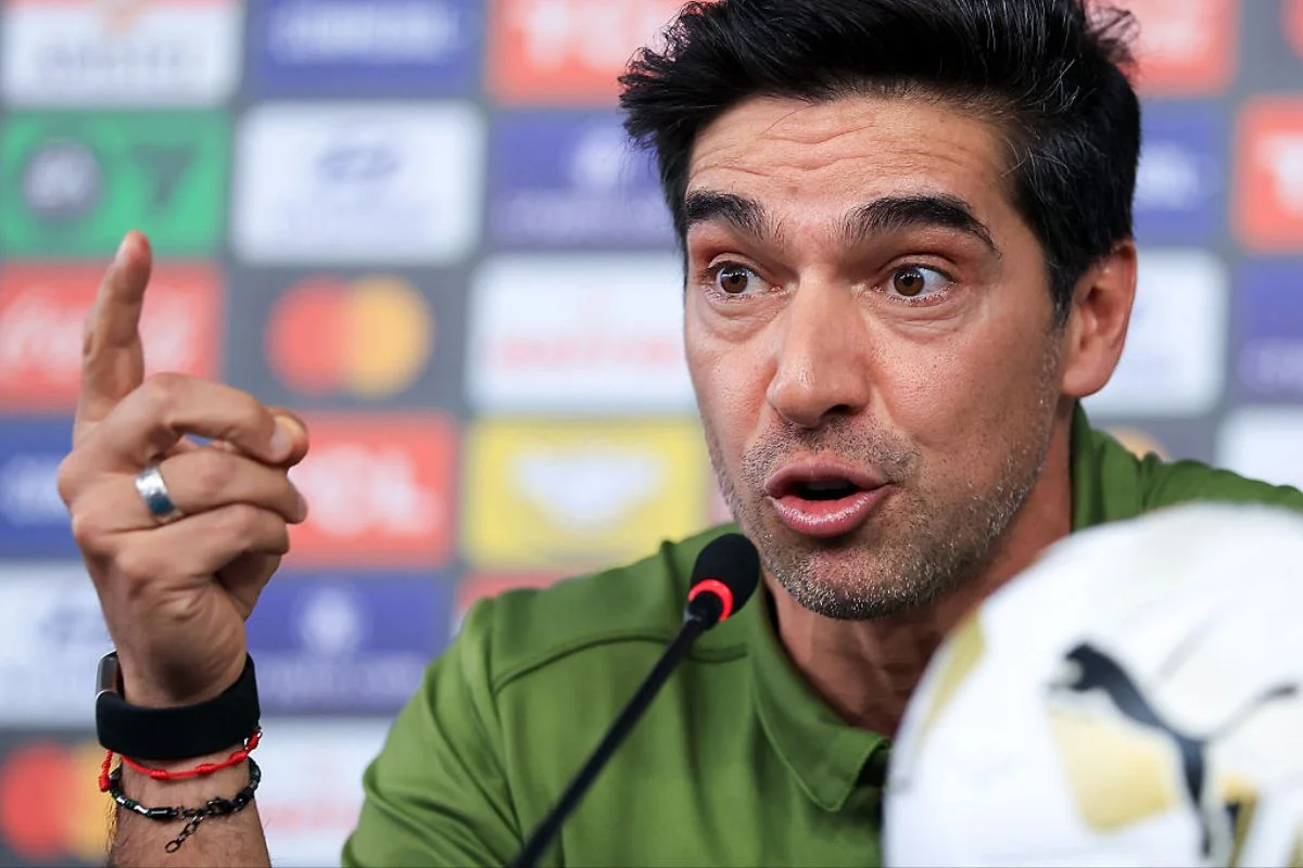 Abel Ferreira tem suspensão reduzida pelo Pleno do STJD