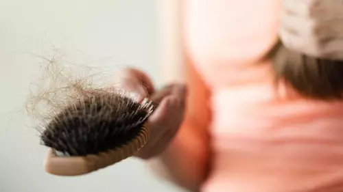 SUS passará a oferecer tratamento contra o câncer que não cai cabelo