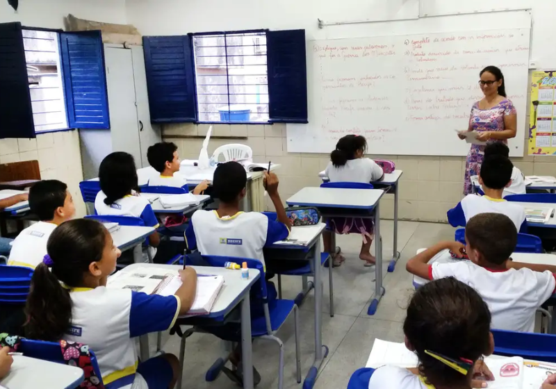 Escolas Brasileiras terão conteúdos sobre violência contra mulheres e crianças