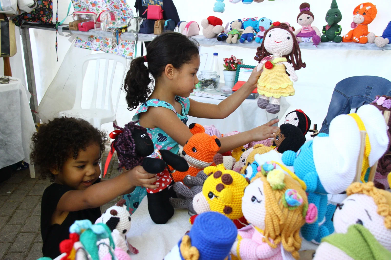 Poá realiza Feira de Economia Criativa