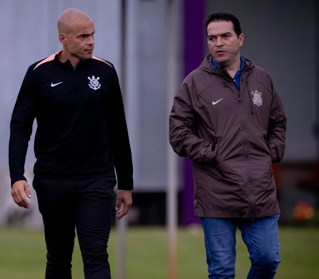 Corinthians protesta na CBF por se sentir perseguido pela arbitragem