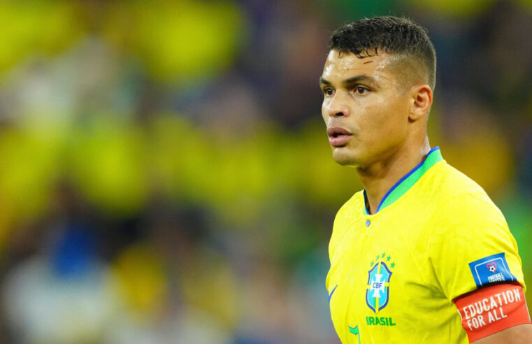 Thiago Silva faz curso para obter licença de treinador