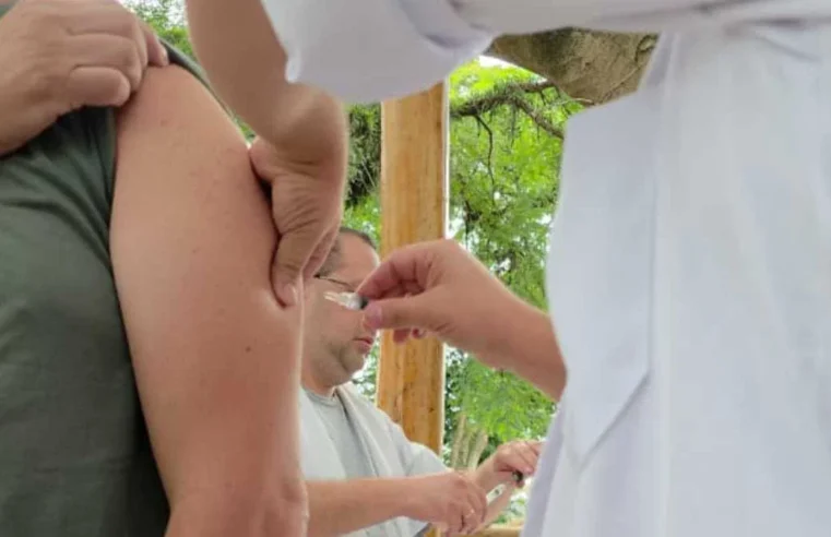 Poá libera vacina da gripe para toda a população 
