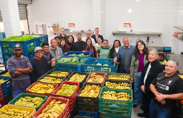 Secretário acompanha visita de representante de programa federal de segurança alimentar