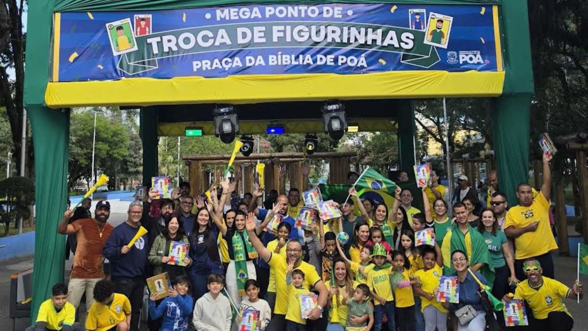 Poá inaugura Ponto de Troca de Figurinhas da Copa do Mundo