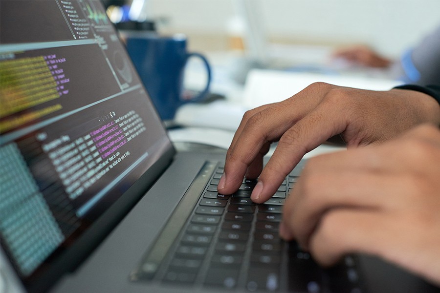 SP recebe inscrições de universitários das áreas de tecnologia para estágio em escolas estaduais