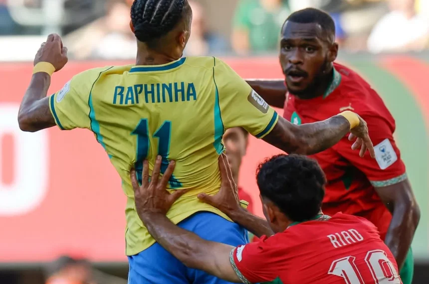 Raphinha avança em recuperação e Seleção crê em retorno nas quartas da Copa