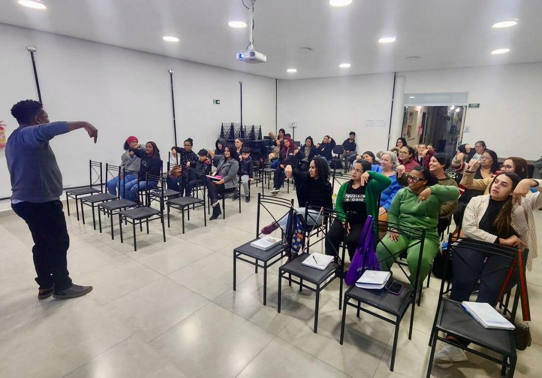 Itaquá recebe inscrições para curso de Libras até o dia 24