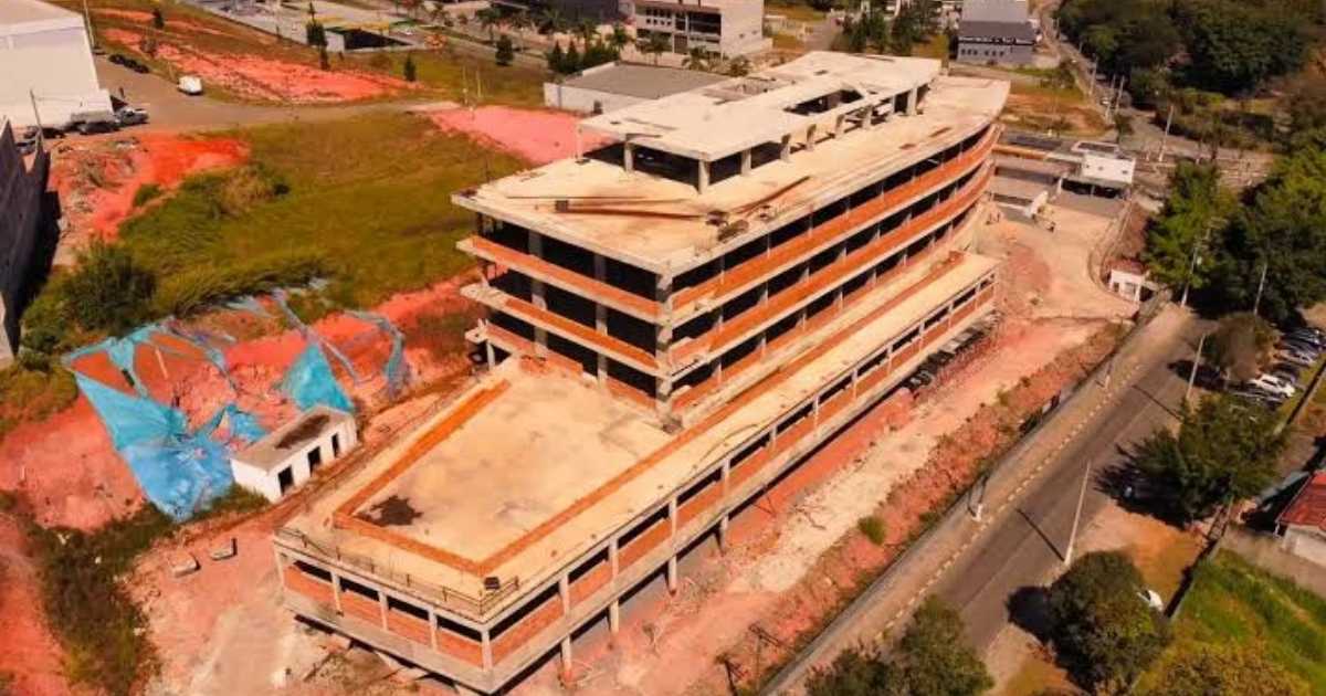 Estado confirma investimento de R$35 mi para equipar hospital municipal de Arujá