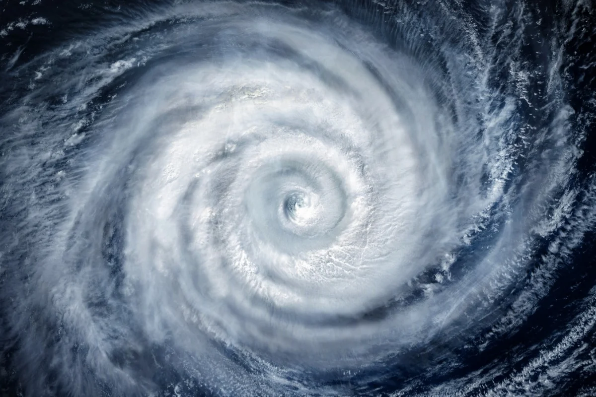 Ciclone extratropical vai atingir o Brasil com ventos de até 100 km/h