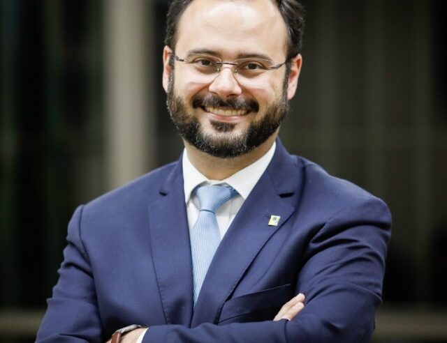 Paulo Pereira detalha medidas do Prospera MEI, que prevê perdão de dívidas e aumento do teto de faturamento