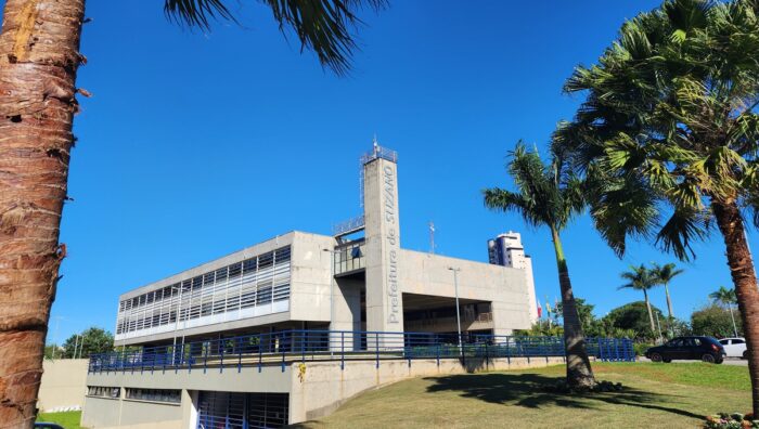 Prefeito de Suzano recebe deputado estadual eleito Rodrigo Ashiuchi para discutir demandas da cidade e do Alto Tietê